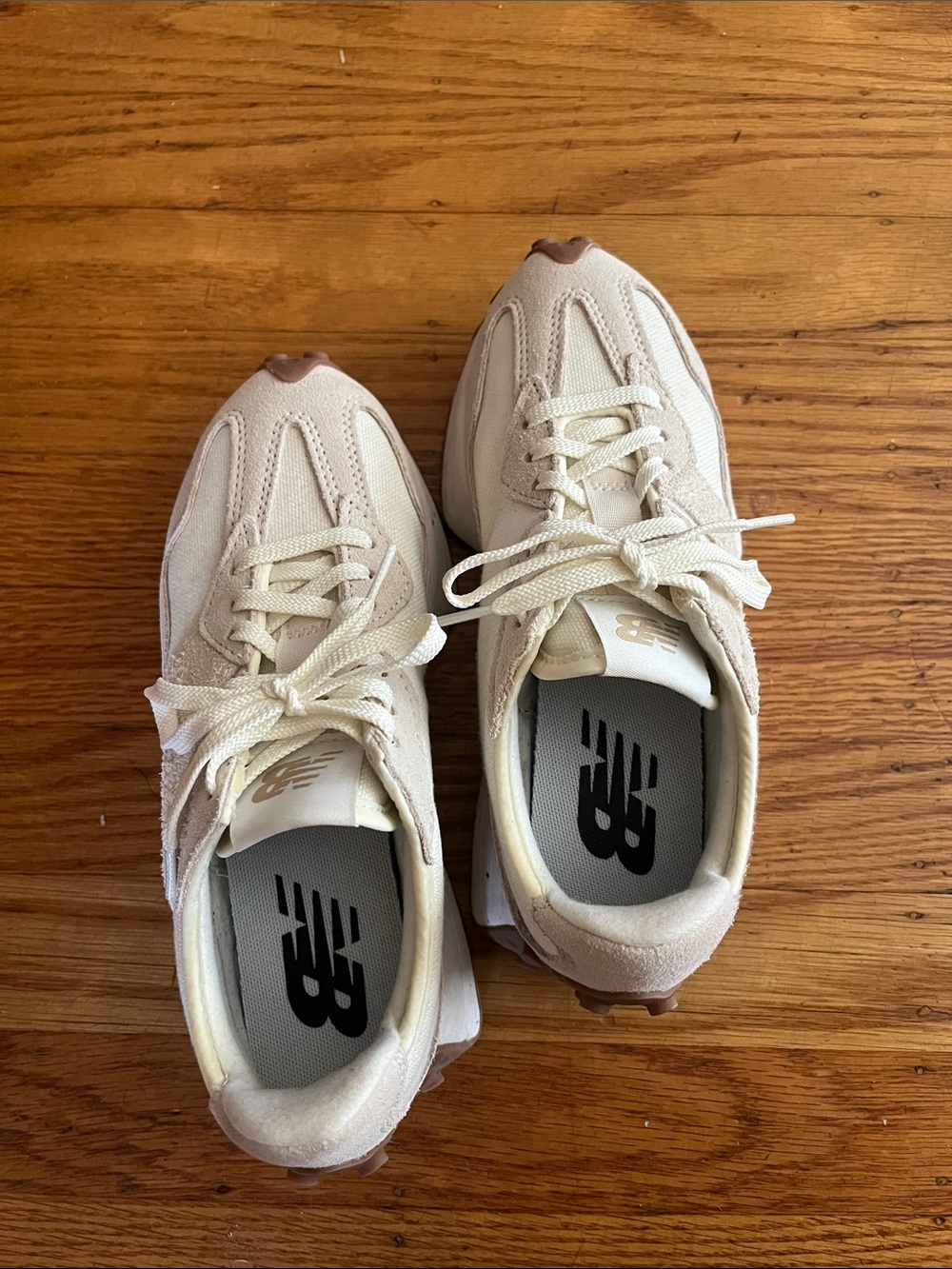 New Balance Women's Cream Sneakers with Brown Accents